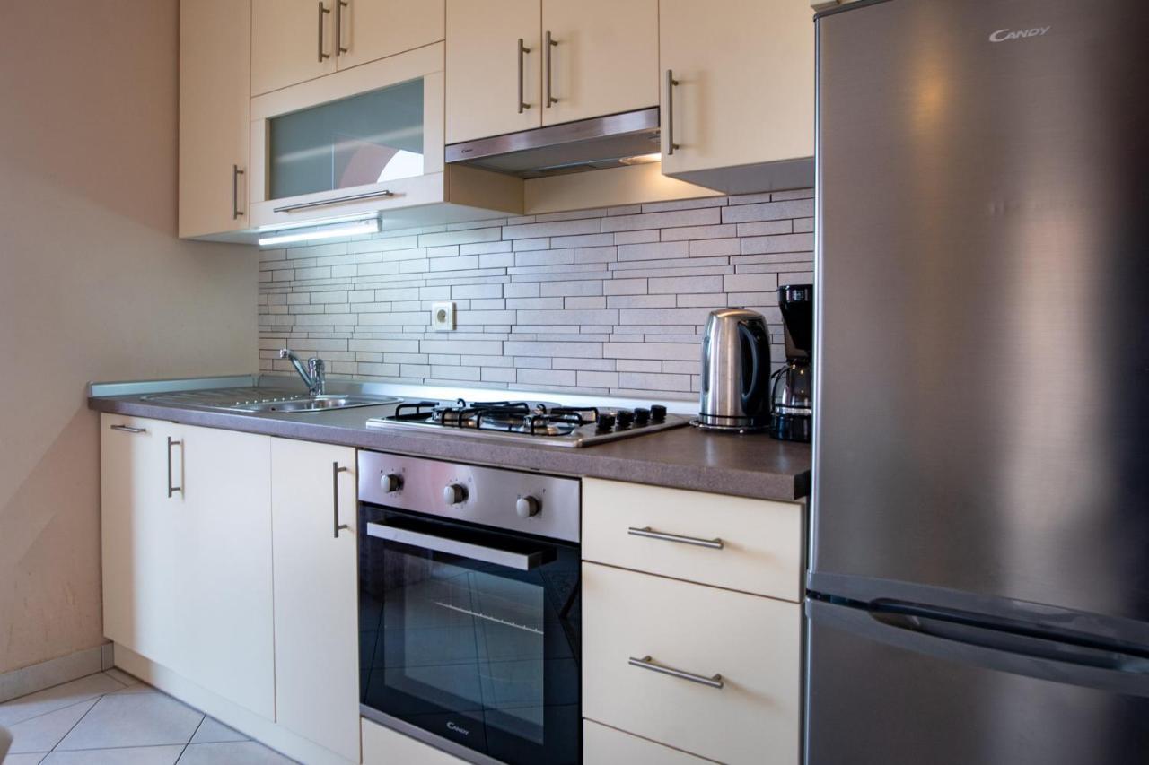 Mistral Apartments Lopar Luaran gambar