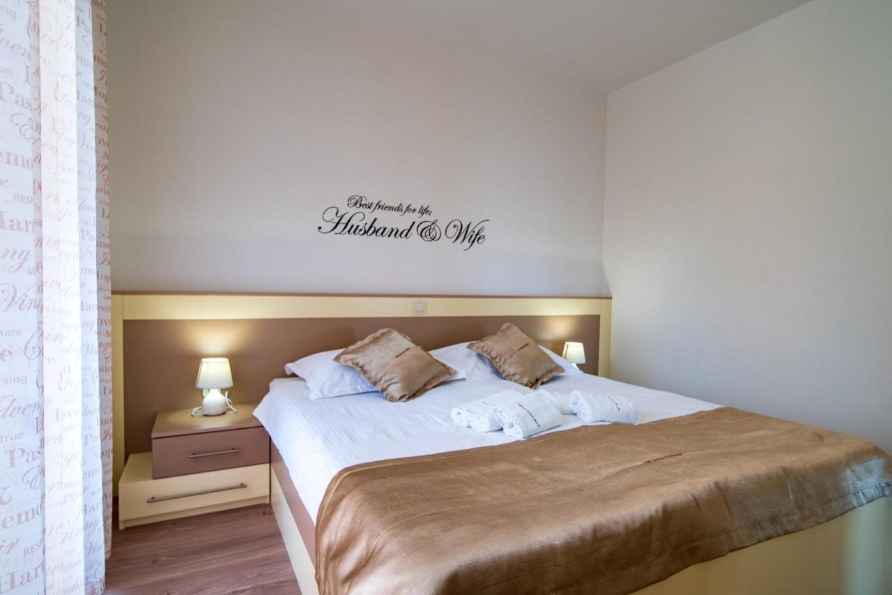 Mistral Apartments Lopar Luaran gambar