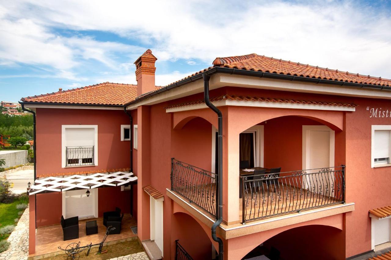 Mistral Apartments Lopar Luaran gambar